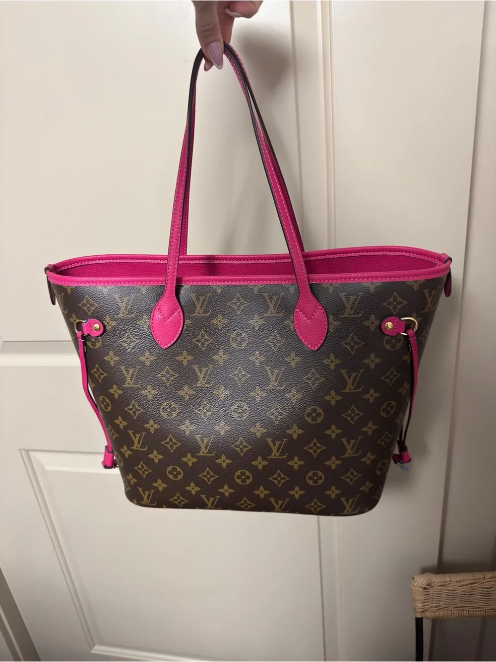 Reversible! Two tote bags in one!